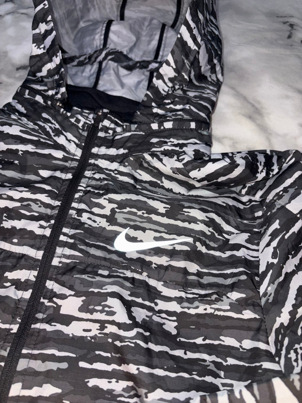 Nike ‘Black & White Camo’ Windrunner USED