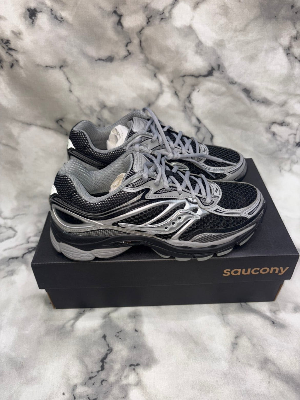 Saucony progrid omni 9 ‘black/grey’