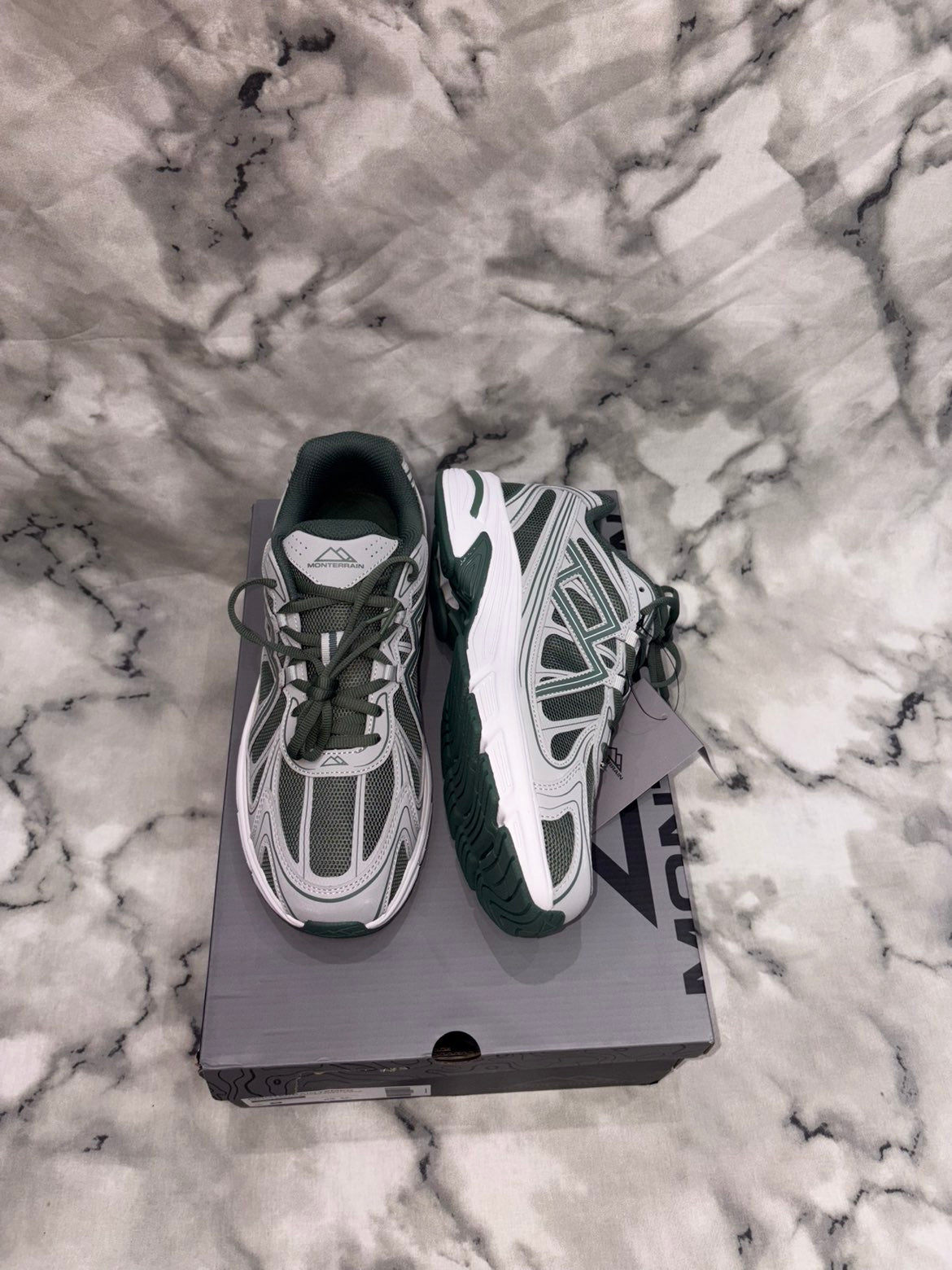 Monterrain Tempo ‘Escape Green’
