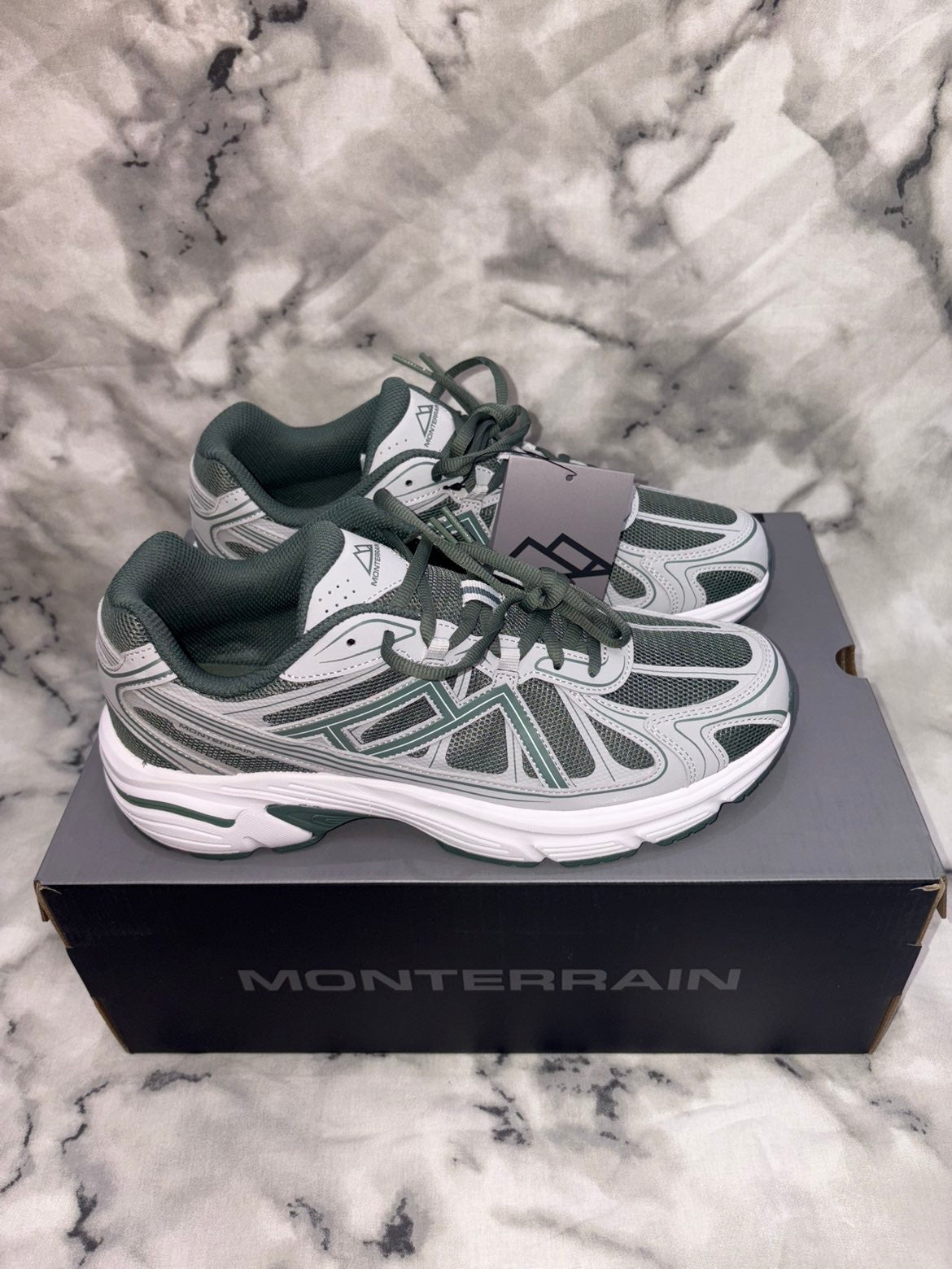 Monterrain Tempo ‘Escape Green’