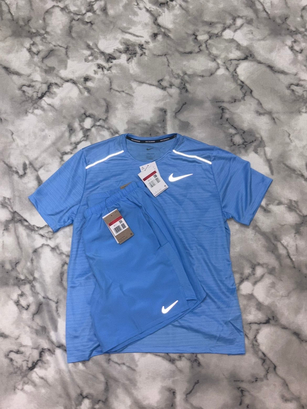 Nike ‘Blue Miler’ Running Set
