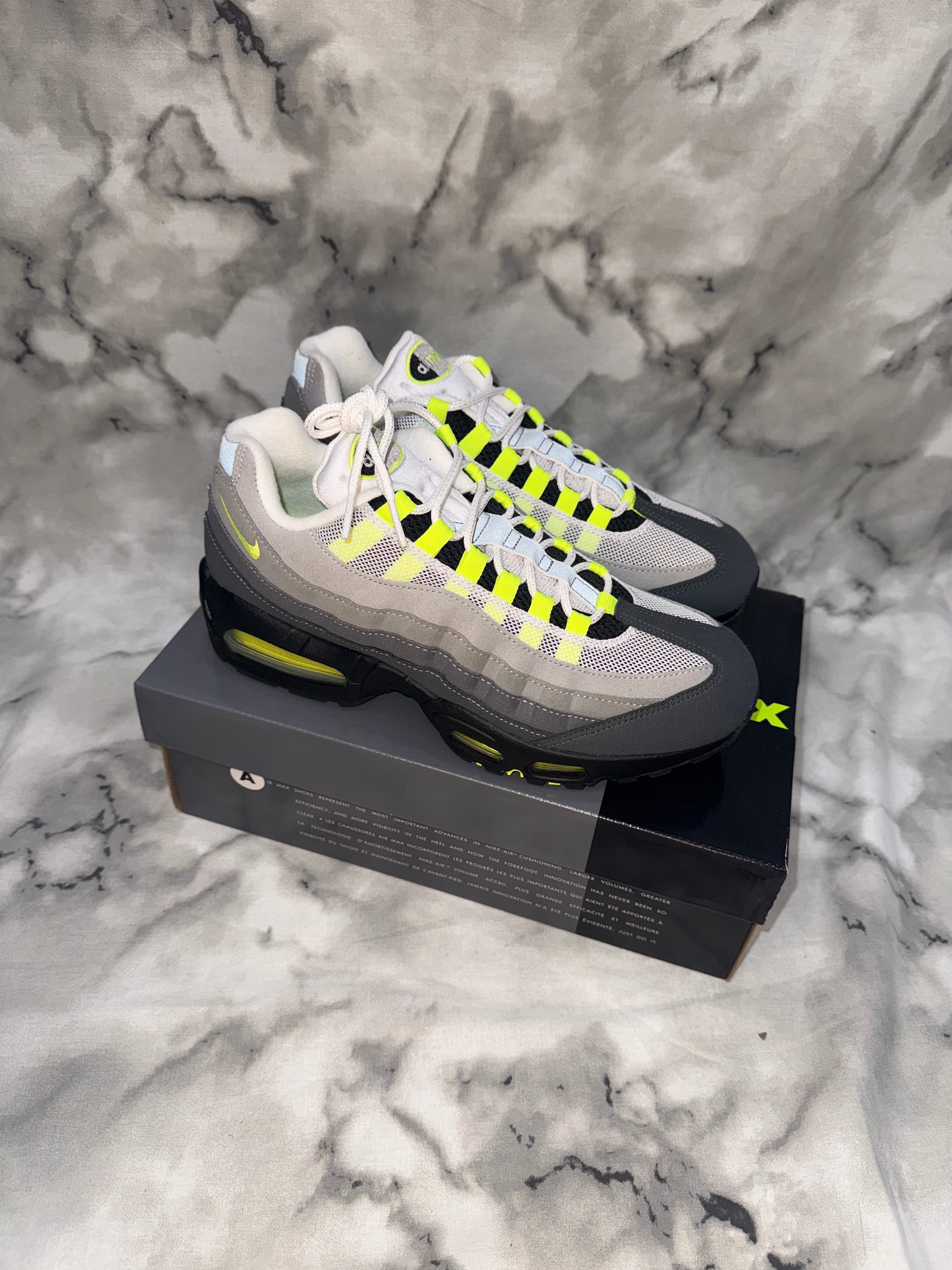 Nike Air Max 95 'Neon'